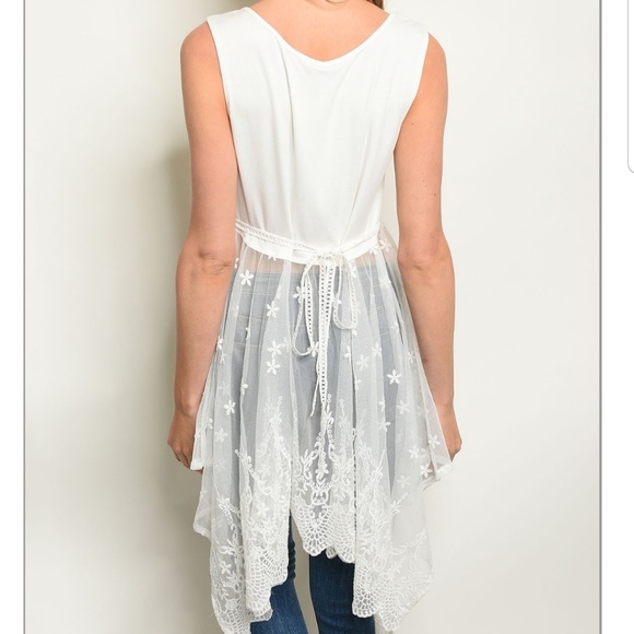 Ivory lace sleeveless tunic top - Picture 2 of 5